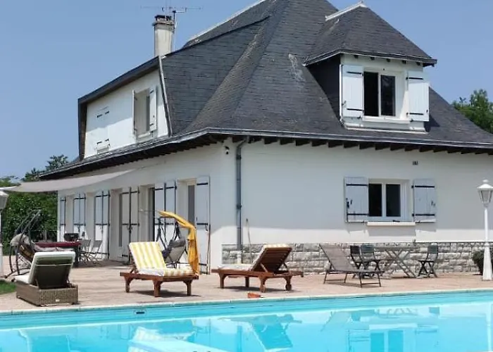 ベッド・アンド・ブレックファスト Le Repaire De L'aigle Rosieres (Tarn)