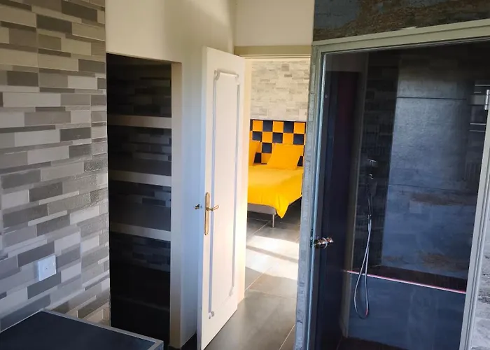 Le Repaire De L'aigle Rosieres (Tarn)