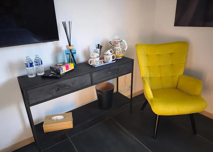 Le Repaire De L'aigle Rosieres (Tarn)